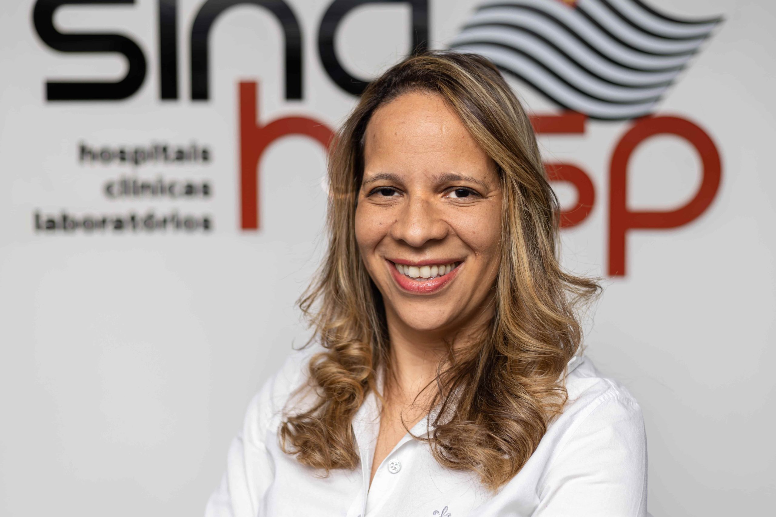 Vanessa Tamara Ferreira 1 (1)-min (1) Vanessa Tamara Ferreira 1 (1)-min (1)