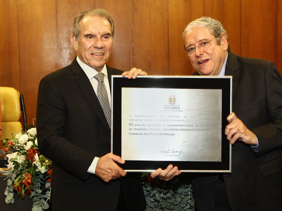 Câmara Municipal de São Paulo homenageia SindHosp em sessão solene comemorativa a seus 85 anos