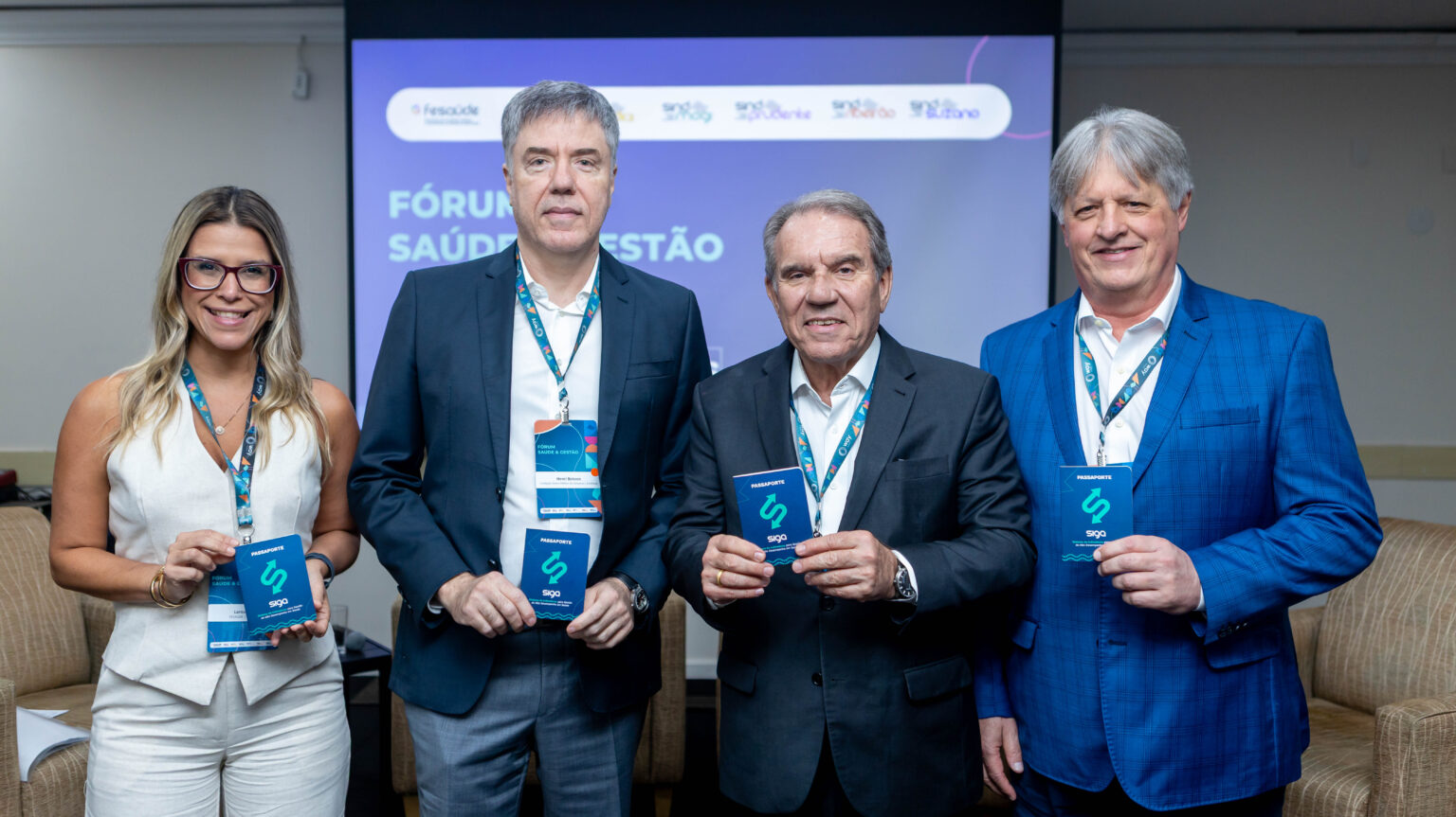 Caravana da Saúde realiza fórum de gestão e entrega passaportes do programa SIGA em Campinas