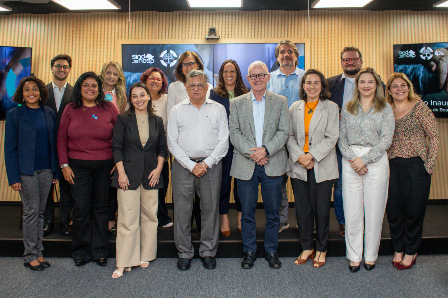 SindHosp inaugura comitê técnico para produzir manual de boas práticas em ILPI